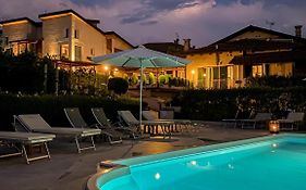 La Rosa Gialla Bio Apartments & Rooms