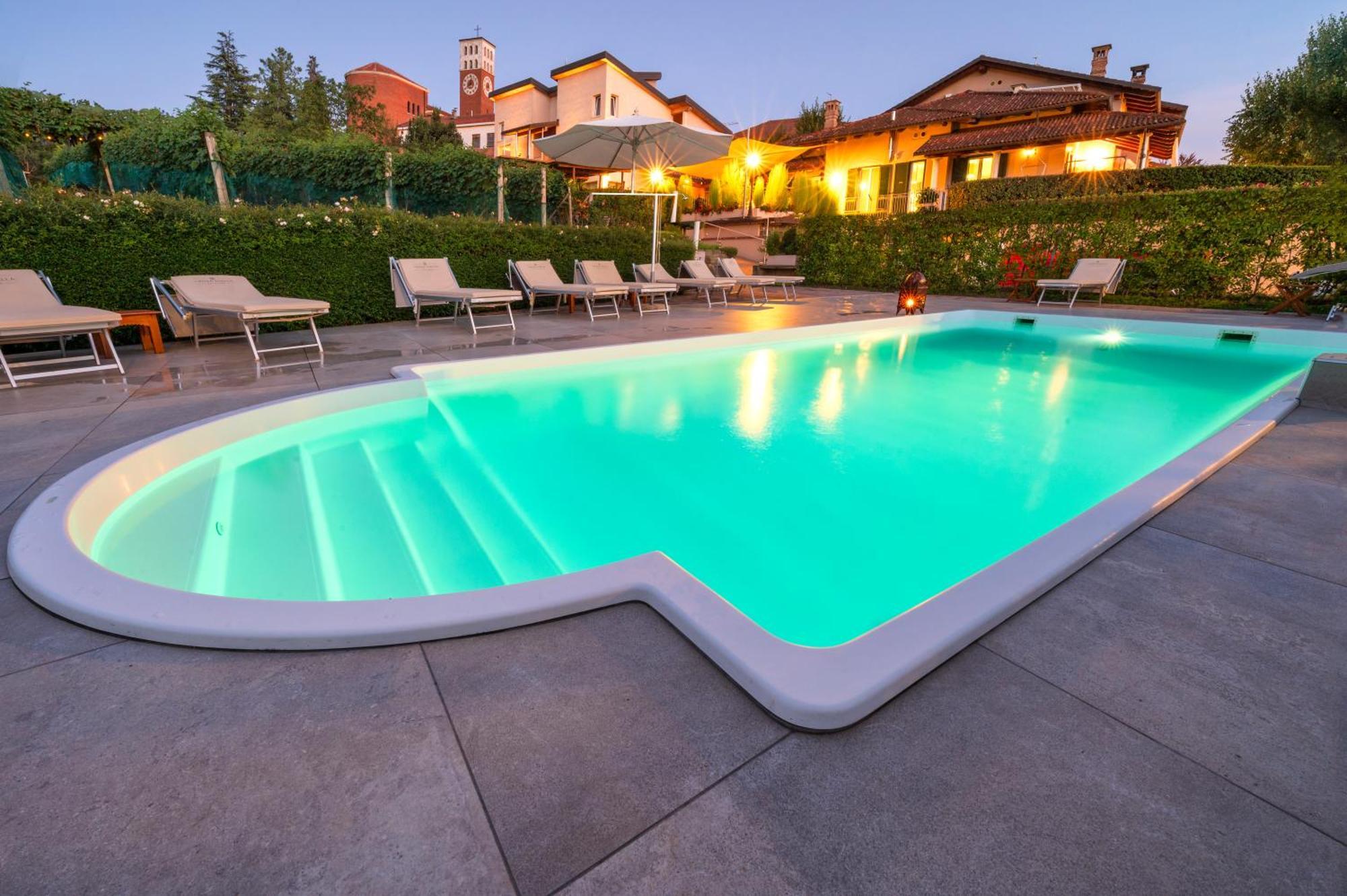 La Rosa Gialla Bio Apartments & Rooms Barolo Exteriör bild