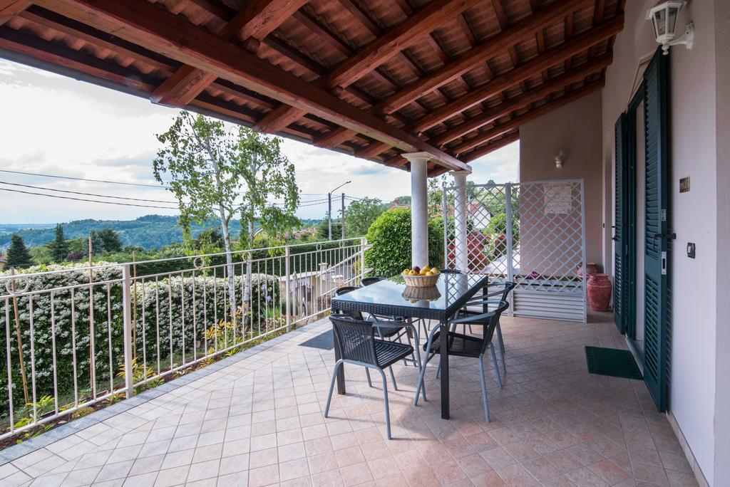 La Rosa Gialla Bio Apartments & Rooms Barolo Exteriör bild