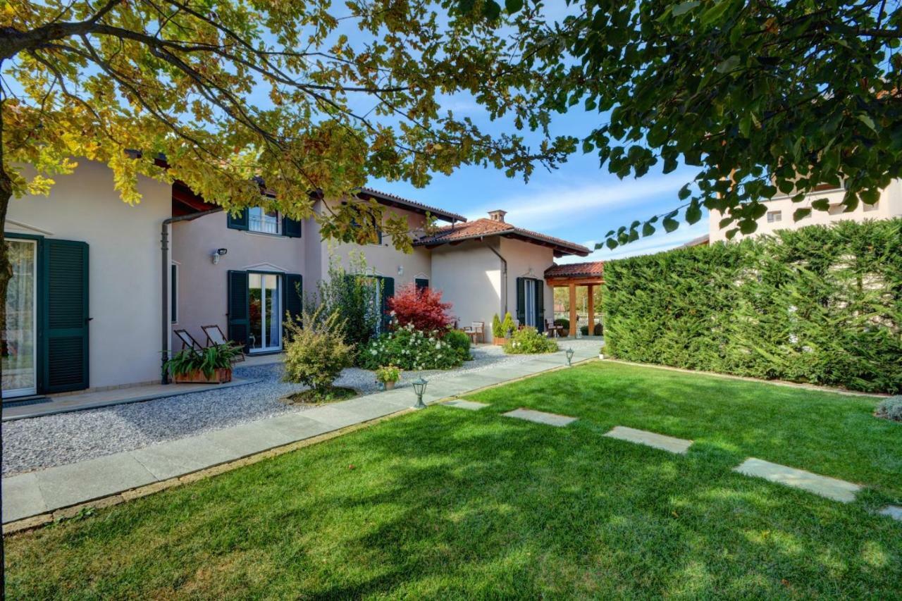 La Rosa Gialla Bio Apartments & Rooms Barolo Exteriör bild